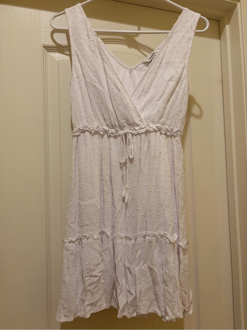 Women’s White Sleeveless Summer Dress with Tie Waist